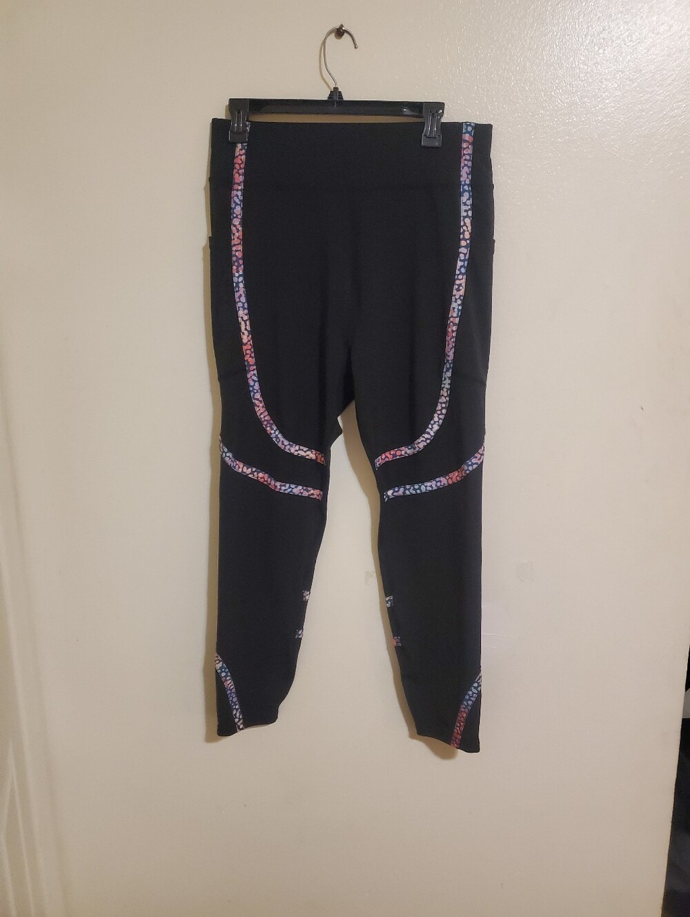 Pop fit, black athletic leggings
